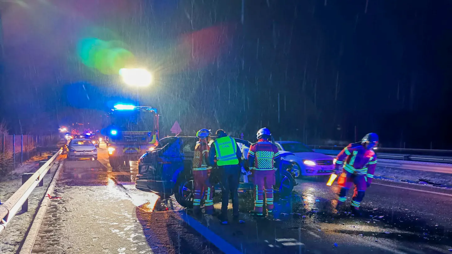 Lugar donde se ha producido el accidente en la A1 Lugar donde se ha producido el accidente en la A1