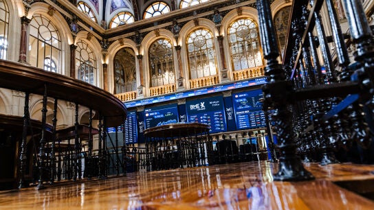 Interior del Palacio de la Bolsa, en Madrid (Espa&ntilde;a).