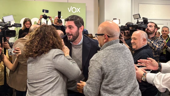 El candidato de Vox a la Presidencia de Aragón, Alejandro Nolasco, a su llegada a la rueda de prensa El candidato de Vox a la Presidencia de Aragón, Alejandro Nolasco, a su llegada a la rueda de prensa