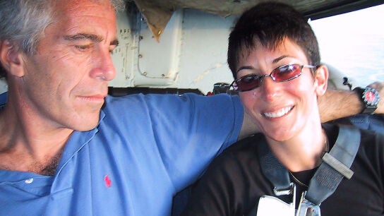 Ghislaine Maxwell, con Jeffrey Epstein