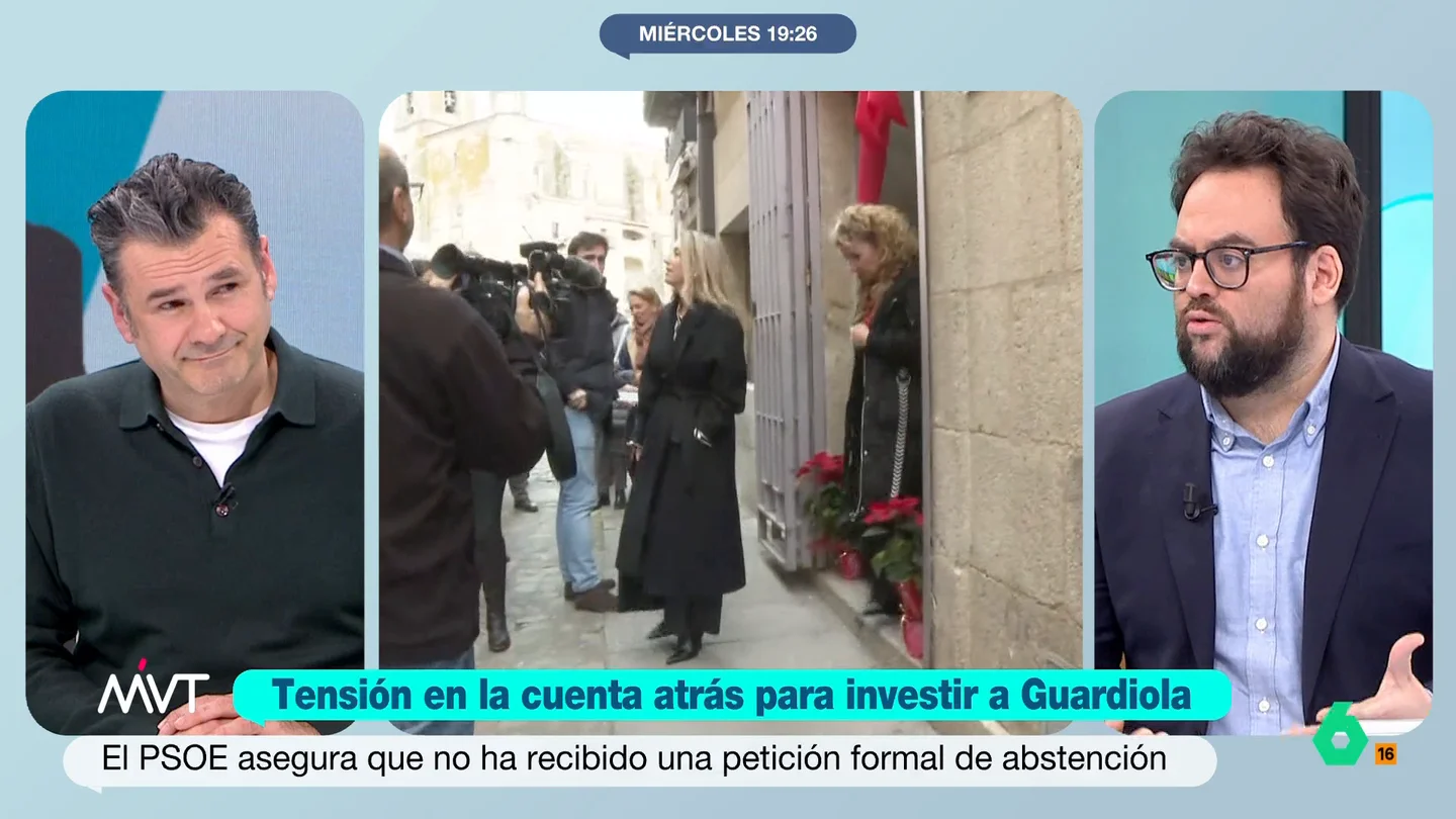 Monrosi, tajante sobre las negociaciones para la investidura de Guardiola: "La estrategia de Vox es forzar y humillar al PP" A pocas semanas para que finalice el plazo para investir a María Guardiola como presidenta de Extremadura, continúa el bloque en las negociaciones entre PP y Vox. En este vídeo, José Enrique Monrosi opina sobre ello y un posible adelanto electoral.