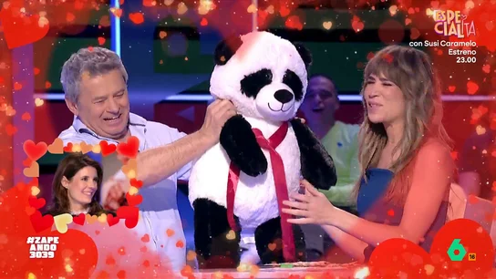 El consejo de María José Gómez y Verdú para los regalos de San Valentín: "Cuanto más grande, más tienes que esconder" Ni peluches gigantes, ni tangas sexys. María José Gómez y Verdú explica por qué no hay que hacer regalos caros en San Valentín, ni tampoco ropa interior, ya que "es un poco incómodo" para la persona que lo recibe.