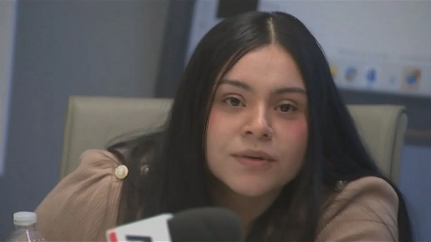 Marimar, herida por cinco disparos del ICE, prepara una demanda y asegura que los agentes mienten: "Ya no tengo miedo" Marimar, herida por cinco disparos del ICE, prepara una demanda y asegura que los agentes mienten: "Ya no tengo miedo"