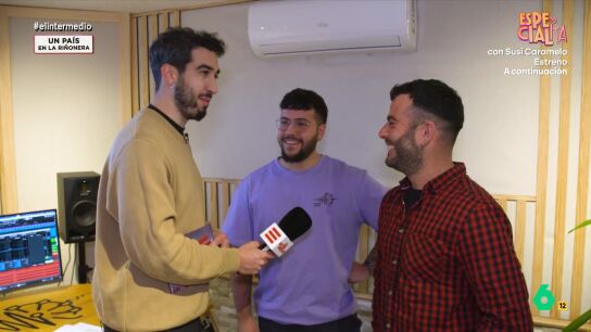 Isma Ju&aacute;rez visita Arroyo del Cu&eacute;llar, un pueblo de 300 habitantes de Segovia donde viven hasta tres bandas de rock. En este v&iacute;deo, habla con una de ellas y hasta se anima a ponerse 'heavy'.