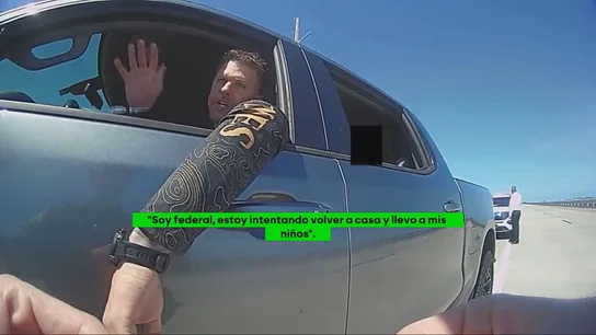 Un agente del ICE detenido por conducir borracho y llevar a sus hijos en el coche Un agente del ICE detenido por conducir borracho y llevar a sus hijos en el coche