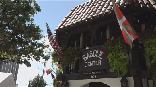 Los 'trumpistas', ahora a por la ikurriña: Idaho da marcha atrás en su ofensivo intento de prohibir la bandera tras las quejas del Gobierno vasco Los 'trumpistas', ahora a por la ikurriña: Idaho da marcha atrás en su ofensivo intento de prohibir la bandera tras las quejas del Gobierno vasco