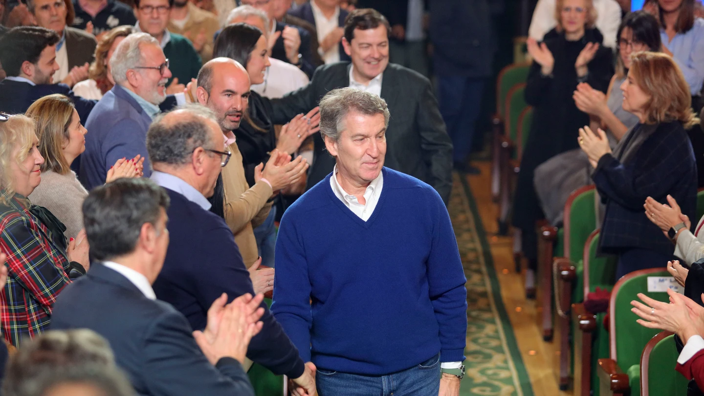 El presidente del Partido Popular, Alberto Núñez Feijóo, realiza su primera visita a Castilla y León en la precampaña de las autonómicas El presidente del Partido Popular, Alberto Núñez Feijóo, realiza su primera visita a Castilla y León en la precampaña de las autonómicas