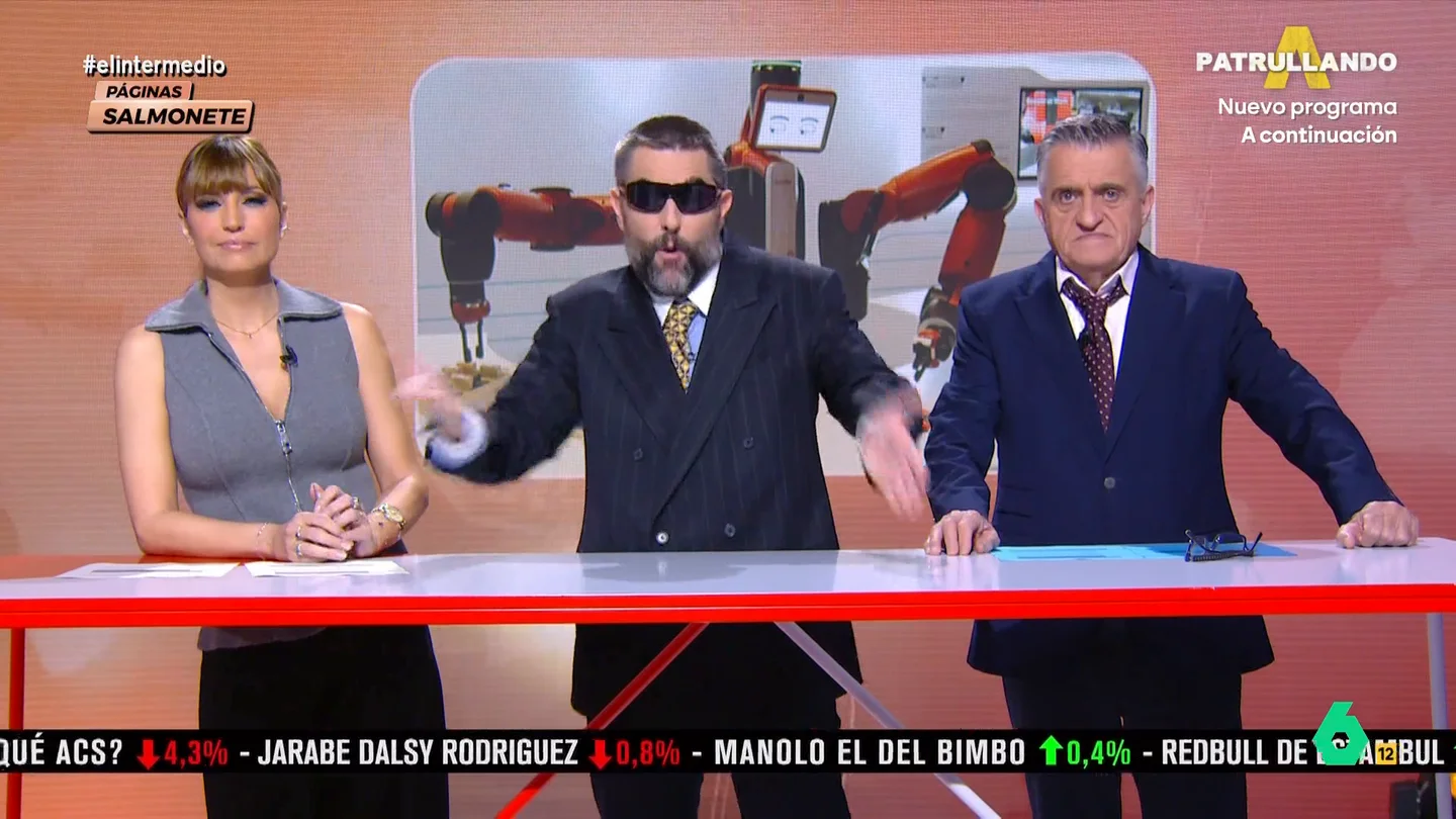 'Show me the Dani' defiende las ventajas de contratar robots: "Lo mejor es que no te vienen con tonterías de esas del convenio" Dani Mateo se convierte en el 'criptobro' para criticar esta medida. 'Show me the Dani' expone que si se tiene que pagar hasta los becarios, los empresarios no tienen más opciones que recurrir a la tecnología.