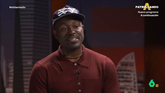 Rusl&aacute;n El&aacute; Ayana es uno de los pocos polic&iacute;as negros de nuestro pa&iacute;s. Ruxxo, que as&iacute; es conocido, cuenta que forma parte de una asociaci&oacute;n de polic&iacute;as antifascistas "para que no nos metan a todos en el mismo saco".