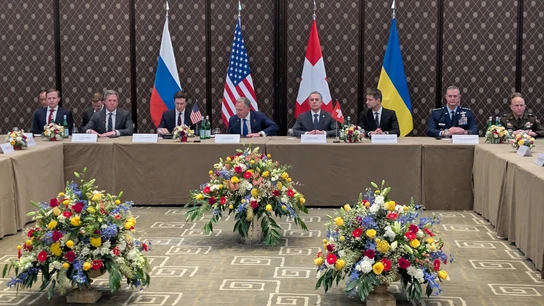 Las delegaciones de Ucrania, Rusia y EEUU negocian en Ginebra para buscar un acuerdo de paz Las delegaciones de Ucrania, Rusia y EEUU negocian en Ginebra para buscar un acuerdo de paz