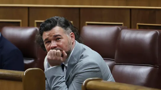 El portavoz de ERC en el Congreso de los Diputados, Gabriel Rufián, este miércoles en su escaño de la Cámara Baja. El portavoz de ERC en el Congreso de los Diputados, Gabriel Rufián, este miércoles en su escaño de la Cámara Baja.