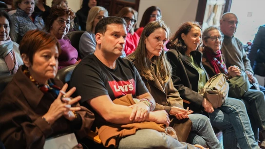 Imagen de archivo. El representante de la asociación damnificados de la DANA, Alex Carabalí, la presidenta de la Asociación Víctimas Mortales de la DANA 29O, Rosa Álvarez, y la presidenta de la Asociación Víctimas de la DANA, Mariló Gradolí. Imagen de archivo. El representante de la asociación damnificados de la DANA, Alex Carabalí, la presidenta de la Asociación Víctimas Mortales de la DANA 29O, Rosa Álvarez, y la presidenta de la Asociación Víctimas de la DANA, Mariló Gradolí.