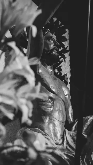 Cofradía de la Resurrección del Señor de Tarazona Cofradía de la Resurrección del Señor de Tarazona