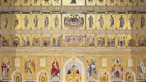 Detalle del iconostasio ortodoxo más grande del mundo. Catedral Nacional de Bucarest Detalle del iconostasio ortodoxo más grande del mundo. Catedral Nacional de Bucarest