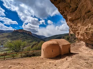 Ermita de San Esteban, en Viguera, La Rioja Ermita de San Esteban, en Viguera, La Rioja