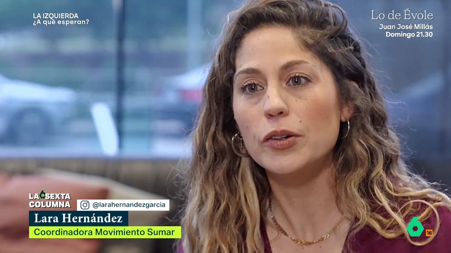 Lara Hernández, coordinadora de Sumar: "Mientras muchos jóvenes nos tuvimos que ir de este país, Abascal montaba sus chiringuitos" Lara Hernández, coordinadora del Movimiento Sumar, recuerda para laSexta Columna cómo fue una de los muchos jóvenes que salieron de España en busca de oportunidades y formaron la 'marea granate' para defender su derecho a volver a su país.