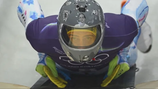 l ucraniano Vladyslav Heraskevych, piloto de skeleton, fue descalificado por llevar un casco con imágenes de deportistas ucranianos muertos en la guerra. l ucraniano Vladyslav Heraskevych, piloto de skeleton, fue descalificado por llevar un casco con imágenes de deportistas ucranianos muertos en la guerra