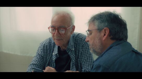 Jordi &Eacute;vole emociona a Juan Jos&eacute; Mill&aacute;s con un libro que &eacute;l mismo le dedic&oacute; hace m&aacute;s de 23 a&ntilde;os: "Mi ex lo encontr&oacute;" 