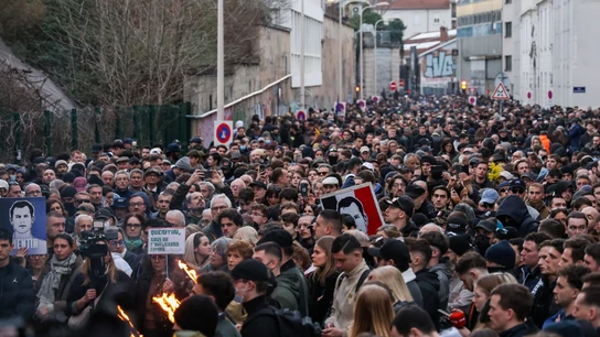 Marcha en homenaje a Quentin Deranque organizada por varios movimientos de extrema derecha en Lyon. Marcha en homenaje a Quentin Deranque organizada por varios movimientos de extrema derecha en Lyon.