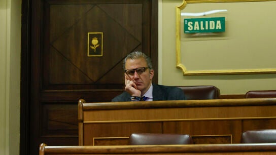 El diputado de Vox Javier Ortega Smith durante el pleno del Congreso de los Diputados del pasado d&iacute;a 10 de febrero en Madrid