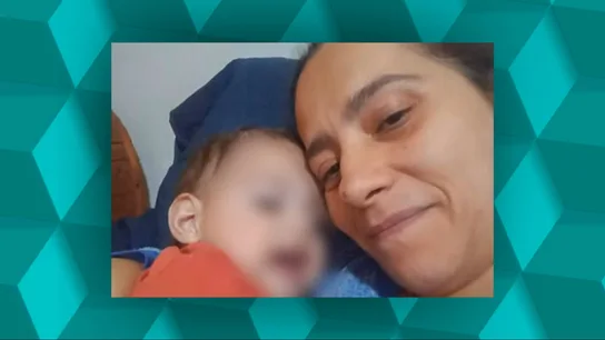Domenico, el pequeño de dos años que ha fallecido tras recibir un corazón quemado para transplantárselo, junto a su madre. Domenico, el pequeño de dos años que ha fallecido tras recibir un corazón quemado para transplantárselo, junto a su madre.