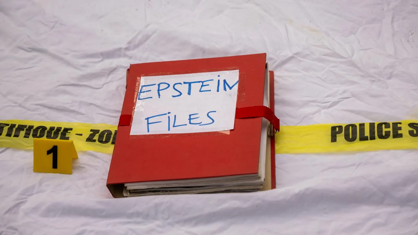 Imagen de archivo de una protesta en Francia por los derechos de los niños después de las revelaciones de los papeles de Epstein. Imagen de archivo de una protesta en Francia por los derechos de los niños después de las revelaciones de los papeles de Epstein.