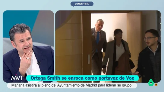 Iñaki López, sobre el enfrentamiento entre Ortega Smith y Abascal: "Vox más que un partido democrático parece una monarquía absolutista" "Cualquiera que se oponga a Abascal va por el hueco de la escalera", comenta Iñaki López en este vídeo tras la expulsión de otros dos concejales de Vox en medio de la crisis interna provocada por el enfrentamiento con Javier Ortega Smith.
