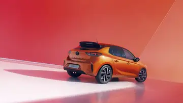 No es solo una cara bonita: el Opel más vendido de España se renueva para seguir triunfando No es solo una cara bonita: el Opel más vendido de España se renueva para seguir triunfando