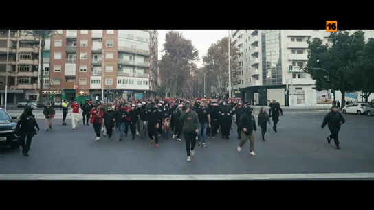 Hoy, en Apatrullando, Jalis de la Serna y su equipo muestran lo que hay detrás de los ultras del fútbol Hoy, en Apatrullando, Jalis de la Serna y su equipo muestran lo que hay detrás de los ultras del fútbol