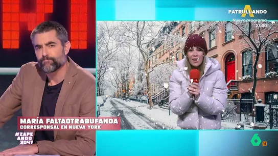 Zapeando 'envía' a Nueva York cuatro enviados especiales para conocer la última hora de la histórica nevada 'María Faltaotrabufanda', 'Quique Frío', 'Isabel Siescampa' y 'Nacho Basquero' se han desplazado hasta la ciudad que nunca duerme para compartir cómo están viviendo la importante tormenta de nieve que ha cubierto la ciudad de blanco.