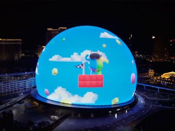 El robot de Android en la esfera de Las Vegas