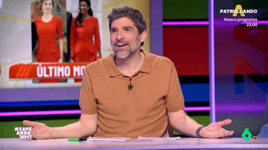 Nacho García, sobre las fotos que 'demuestran' que Felipe VI tiene una amante: "Tengo yo más tensión sexual con este rotulador" Zapeando se hace eco de los rumores que circulan en Argentina sobre que el rey Felipe VI podría tener una relación con Juliana Awada, exmujer del expresidente argentino Mauricio Macri.