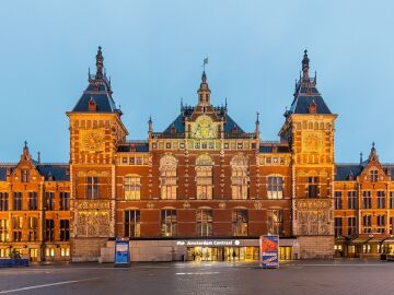 Estaci&oacute;n Central de &Aacute;msterdam