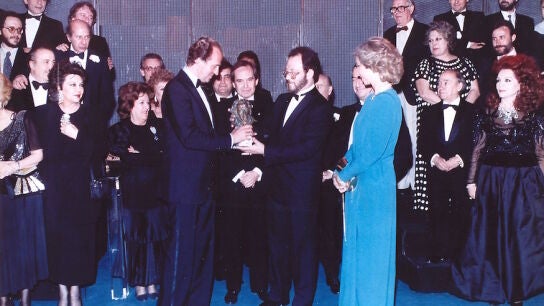 Imagen de la primera edici&oacute;n de los Premios Goya, el 16 de marzo de 1987, en el cine Lope de Vega de Madrid