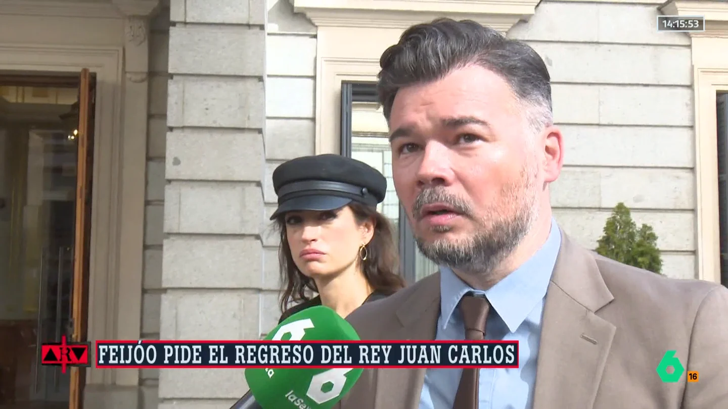 Rufián reacciona a un posible regreso del rey emérito: "Se pensó que este país era su cortijo. Está bien donde está" Rufián reacciona a un posible regreso del rey emérito: "Se pensó que este país era su cortijo. Está bien donde está"