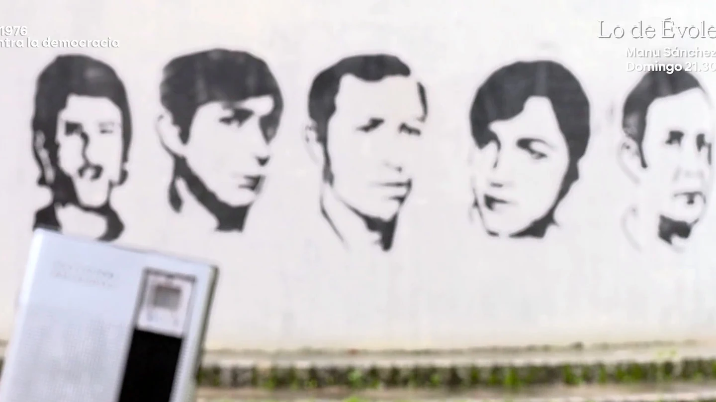 Vitoria 1976, cuando el franquismo mató después de muerto y dejó a la Transición manchada de sangre Vitoria 1976, cuando el franquismo mató después de muerto y dejó a la Transición manchada de sangre
