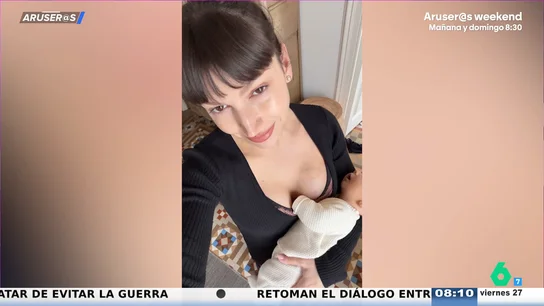 Úrsula Corberó hace una videollamada a Chino Darín con su hijo Dante: "Le han regalado una camiseta de Messi" Úrsula Corberó hace una videollamada a Chino Darín con su hijo Dante: "Le han regalado una camiseta de Messi"