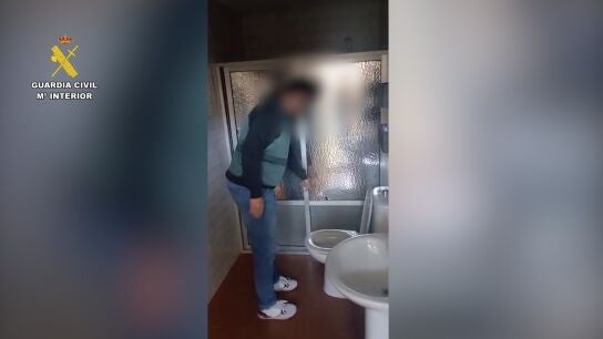 Investigaci&oacute;n de la Guardia Civil a un empresario de Zafra por grabar presuntamente a sus empleados en el aseo.