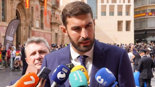 Antelo dice que no entiende su salida forzada como l&iacute;der de Vox en Murcia y rechaza dimitir como diputado regional