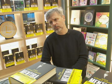 juan gómez-jurado presenta mentira juan gómez-jurado presenta mentira