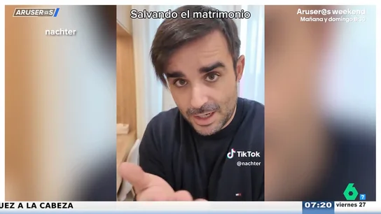 Un creador de contenido desvela el método infalible para pedir perdón y no dormir en el sofá Un creador de contenido desvela el método infalible para pedir perdón y no dormir en el sofá