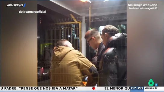 Alfonso Arús reacciona a los jóvenes que han gastado el bono cultural del Gobierno en copas: "¿En qué mundo viven?" Alfonso Arús reacciona a los jóvenes que han gastado el bono cultural del Gobierno en copas: "¿En qué mundo viven?"