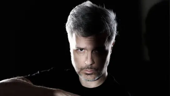 El escritor Juan Gómez Jurado en una foto promocional de su última novela, 'Mentira'. El escritor Juan Gómez Jurado en una foto promocional de su última novela, 'Mentira'.