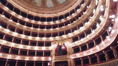 Interior del Teatro Massimo (Palermo) Interior del Teatro Massimo (Palermo)