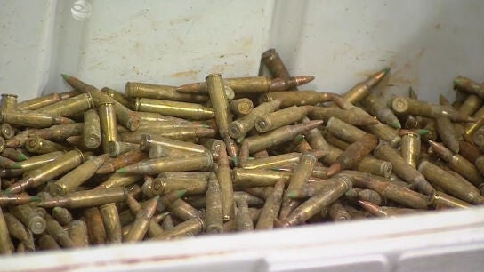 Fotograf&iacute;a cedida por Tv Cubana donde se muestran balas incautadas