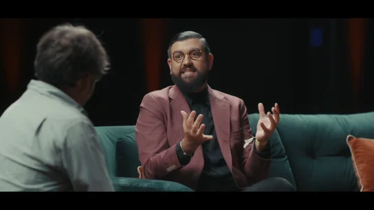 Manu Sánchez, a Évole por emitir la entrevista meses después de grabarla: "Si mi cáncer da un apretón, lo tienes que poner en sepia" Manu Sánchez, a Évole por emitir la entrevista meses después de grabarla: "Si mi cáncer da un apretón, lo tienes que poner en sepia"