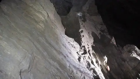 Cueva Veryovkina, en Georgia Cueva Veryovkina, en Georgia