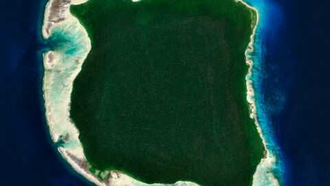 Isla Sentinel del Norte vista desde el espacio