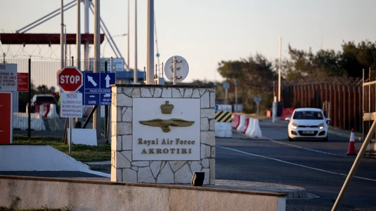 Entrada de la RAF Akrotiri, una base británica en Chipre. Entrada de la RAF Akrotiri, una base británica en Chipre.