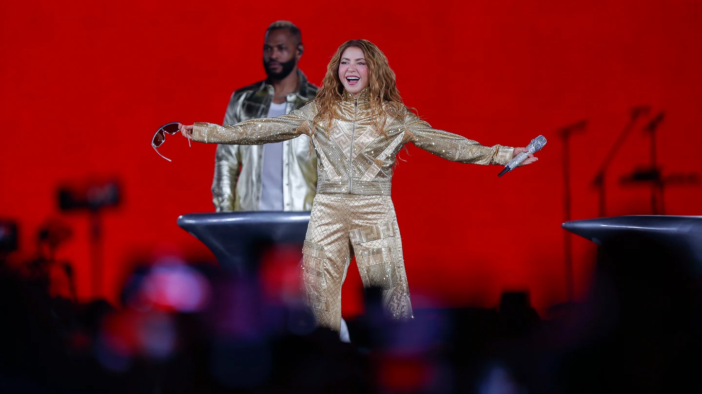Shakira Shakira